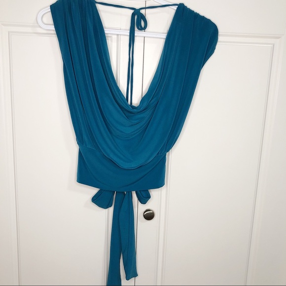 Soprano Women Sexy Backless Blue Small Top - Picture 2 of 6